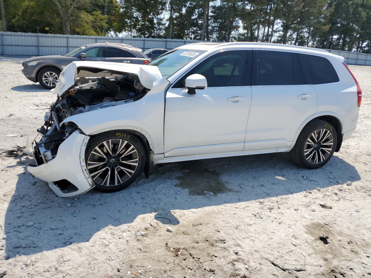 VOLVO XC90 T6 MOMENTUM