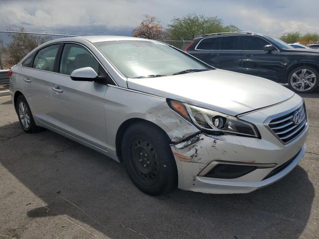 2017 HYUNDAI SONATA SE 5NPE24AF2HH590033