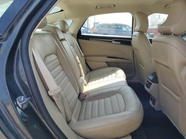 2016 FORD OTHER 3FA6P0HDXGR131045