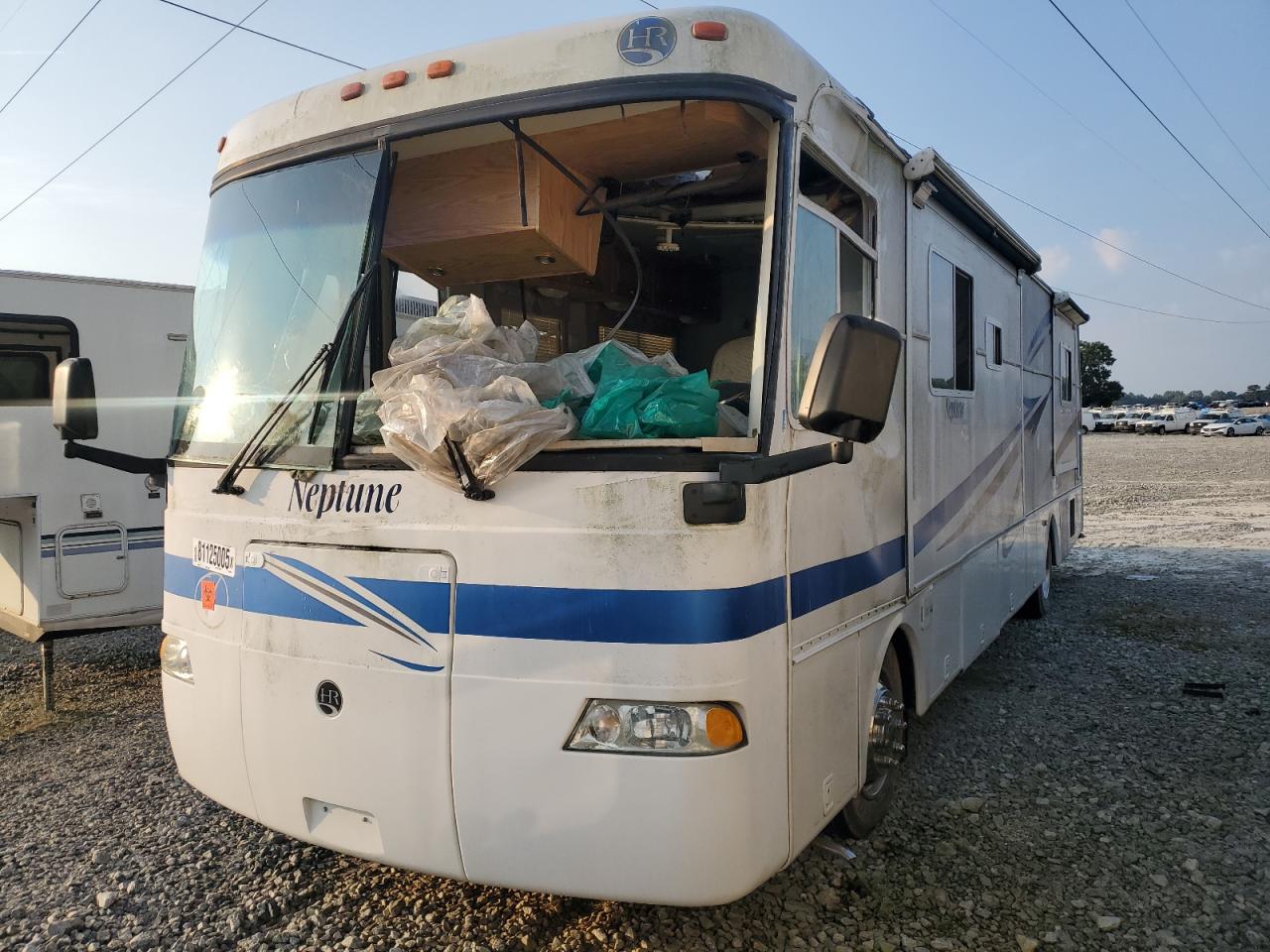 Lot #3274712800 2002 HOLDIAY RAMBLER HOLI - HOLIDAY