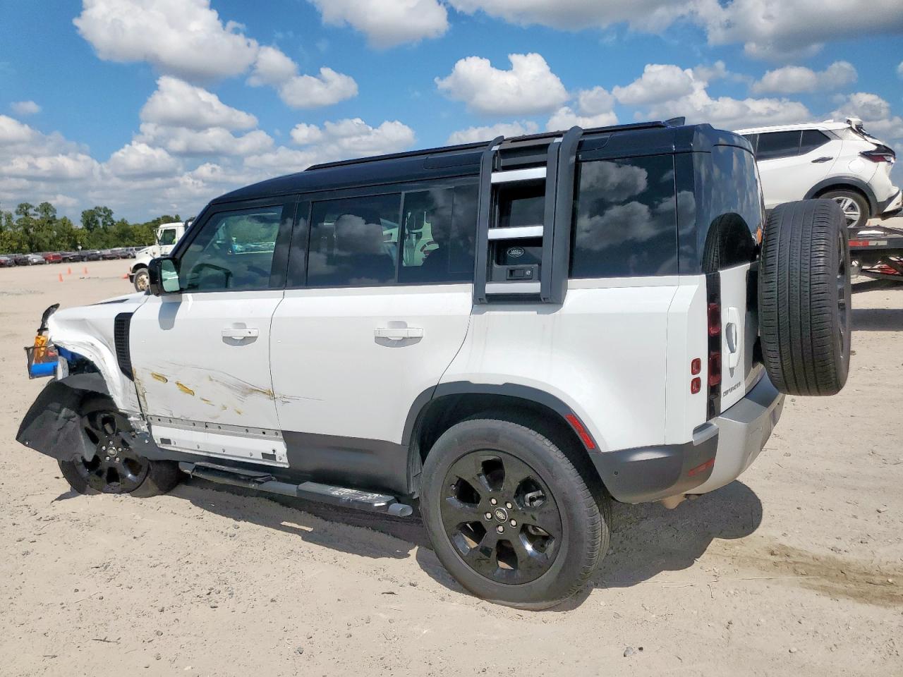 LAND ROVER DEFENDER 110 S