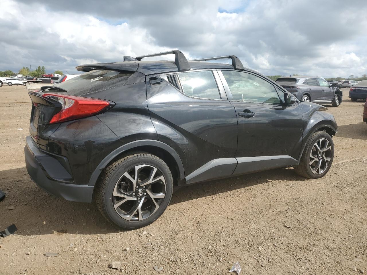 TOYOTA C-HR XLE