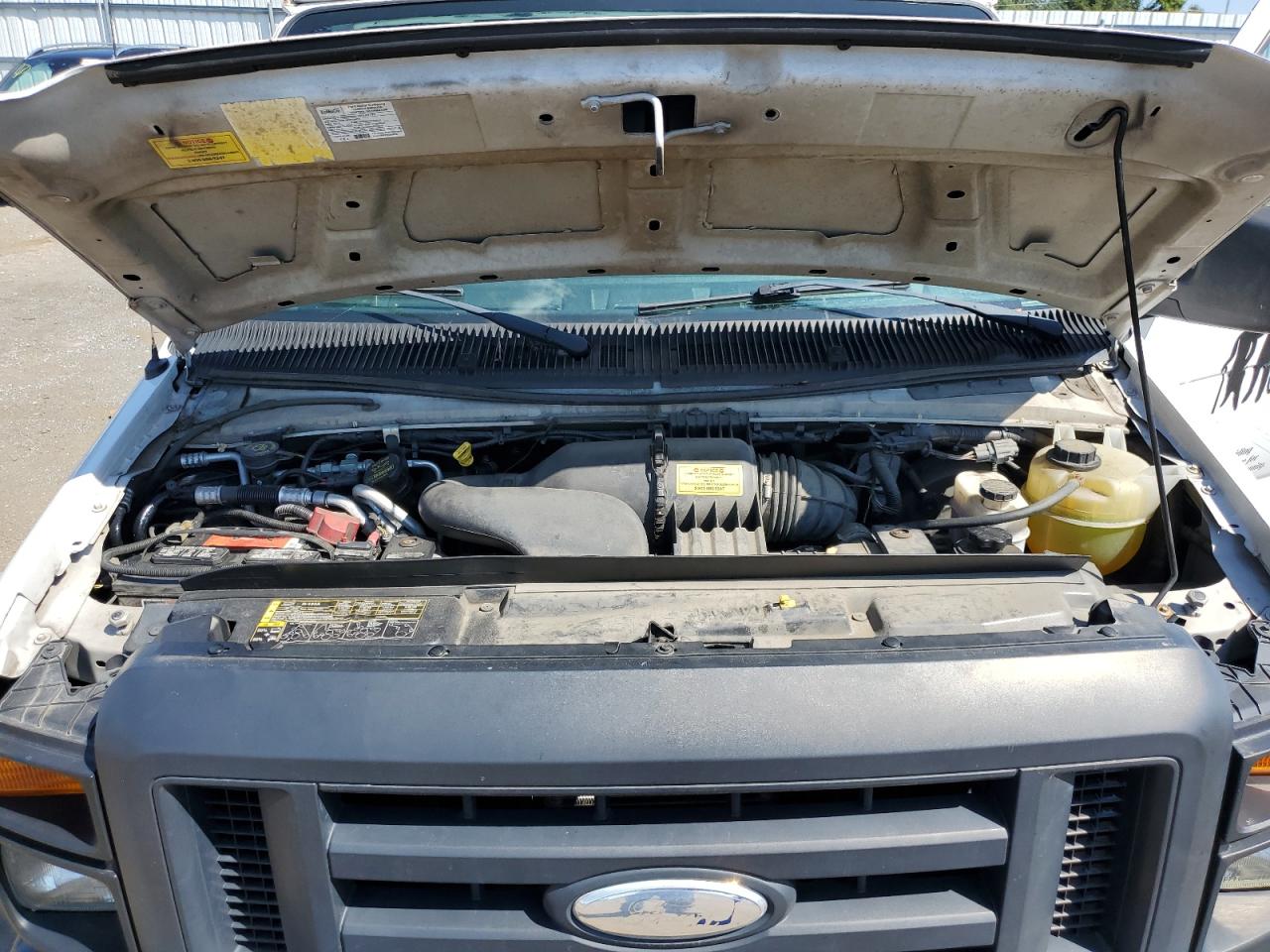 FORD ECONOLINE E250 VAN