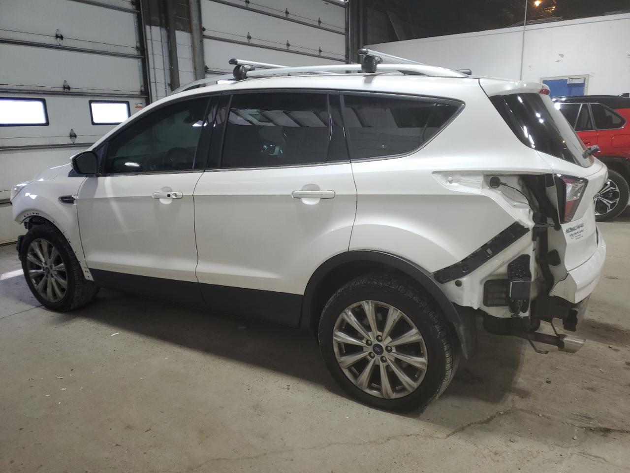 FORD ESCAPE TITANIUM