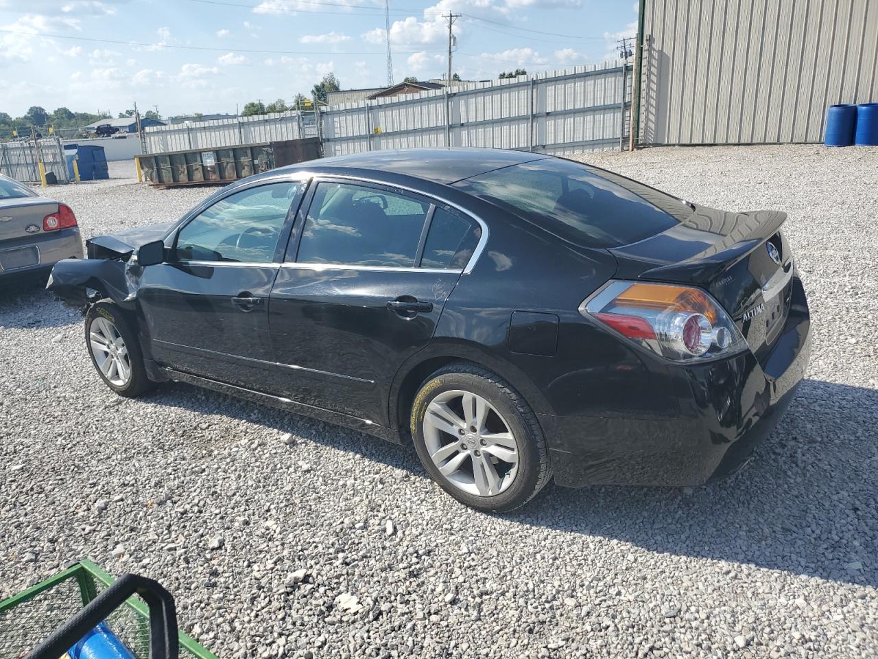 NISSAN ALTIMA SR