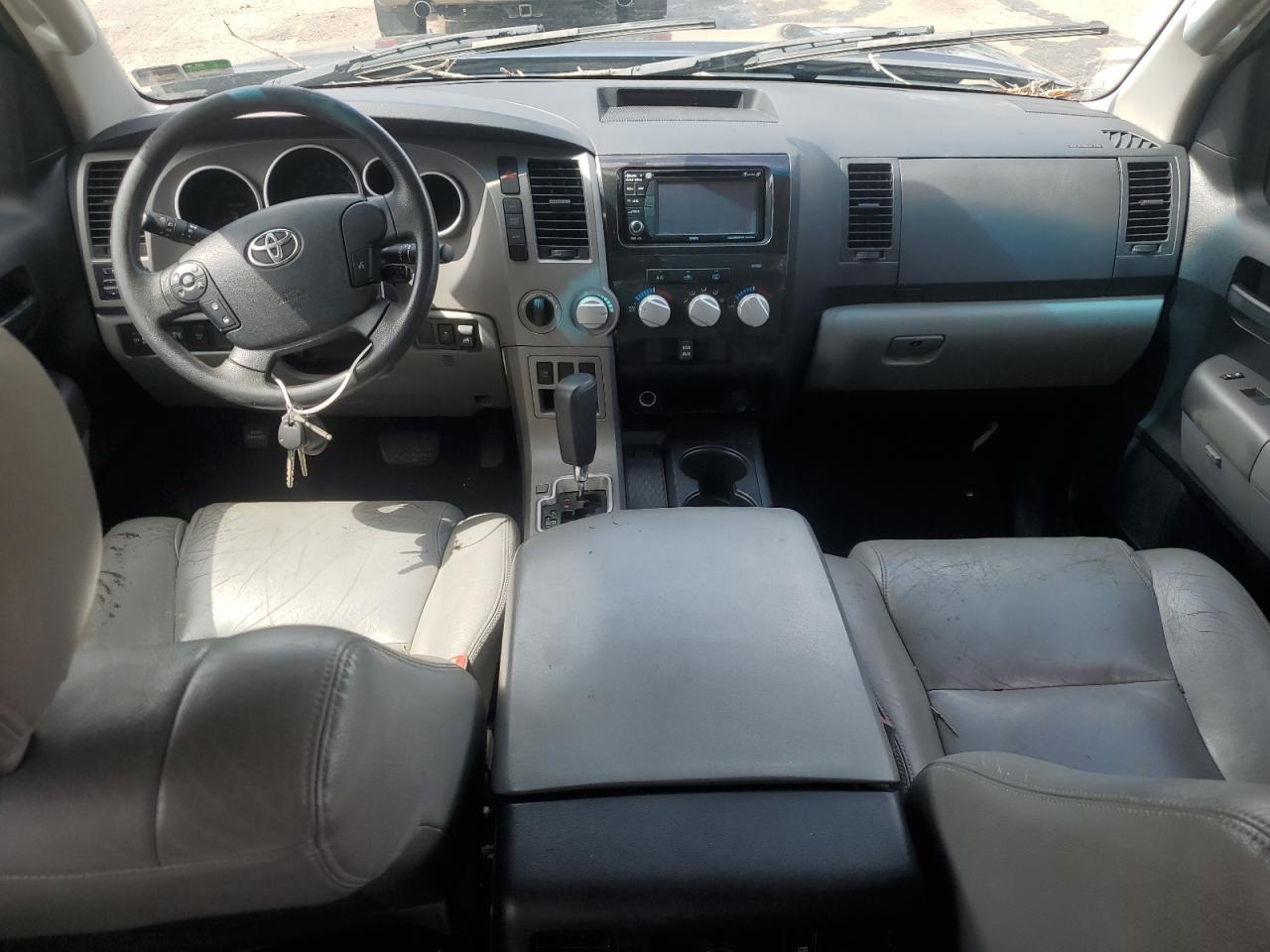 TOYOTA TUNDRA CREWMAX SR5