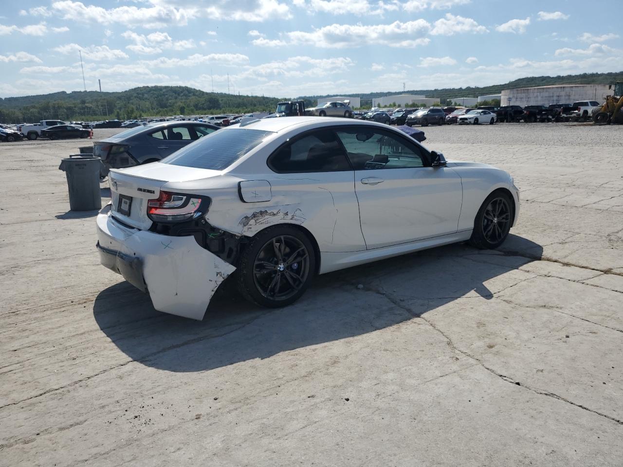 BMW M2 M235I