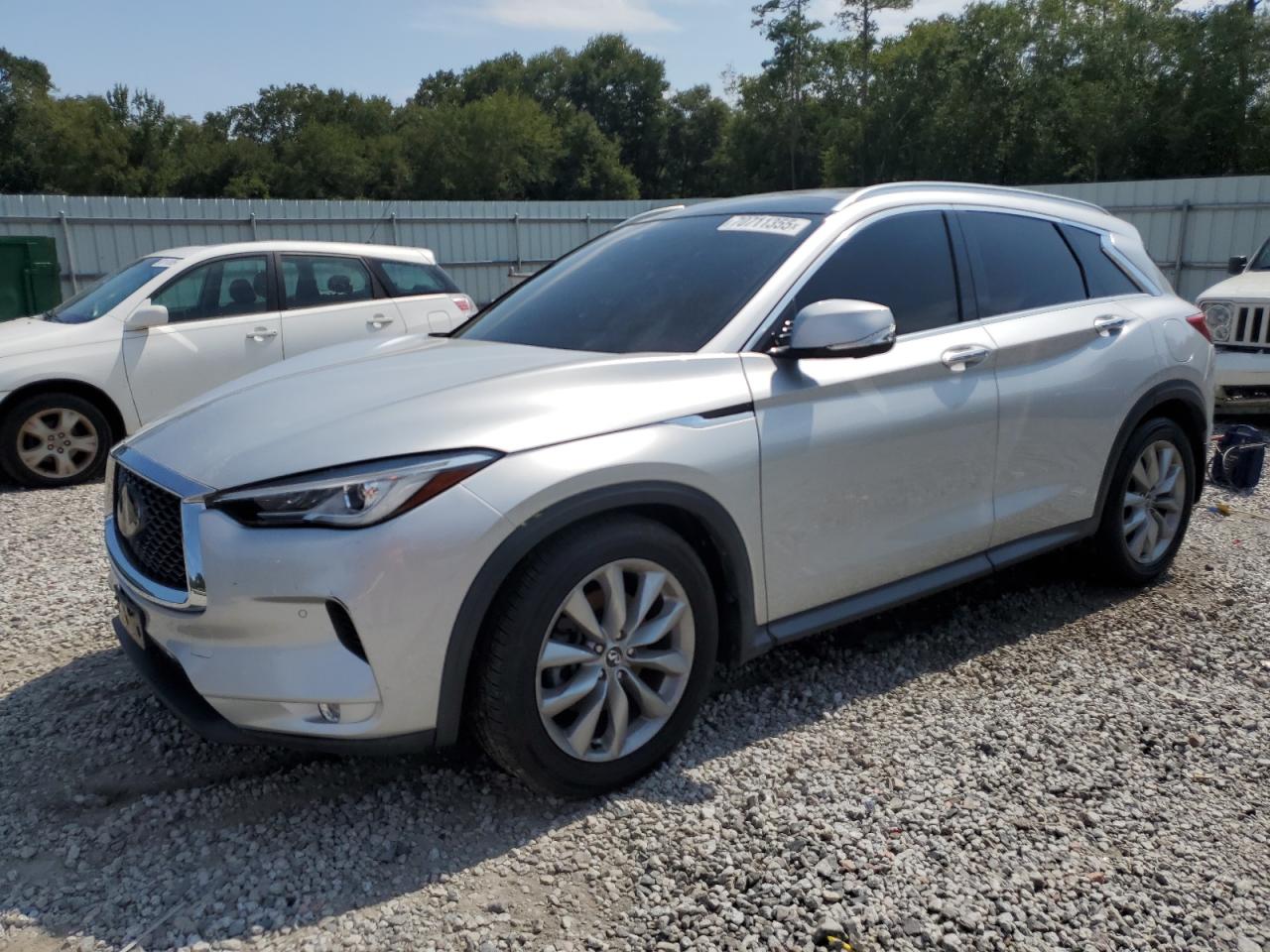 INFINITI QX50 ESSENTIAL