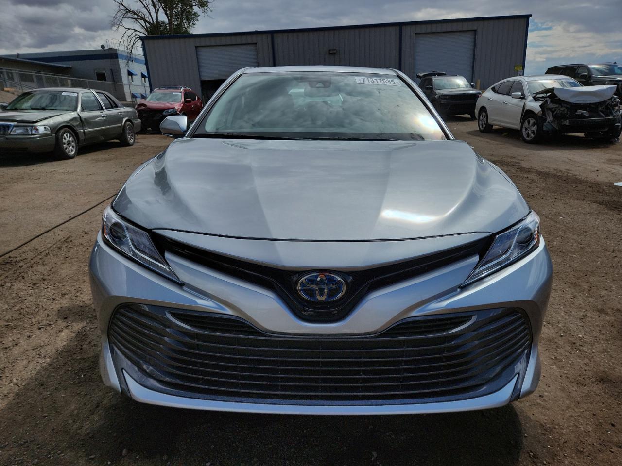 TOYOTA CAMRY XLE
