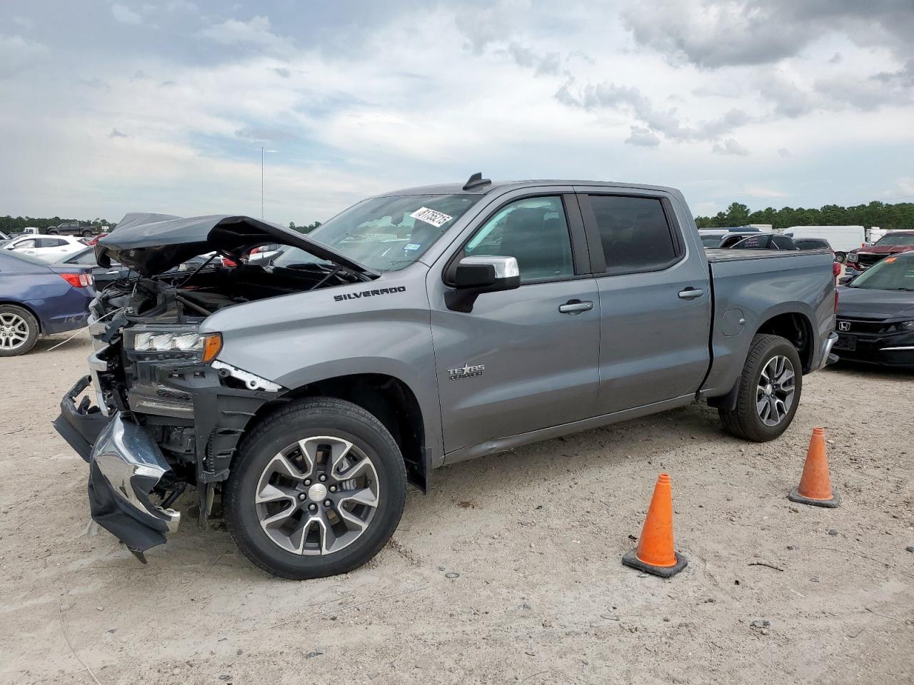 CHEVROLET SILVERADO C1500 LT