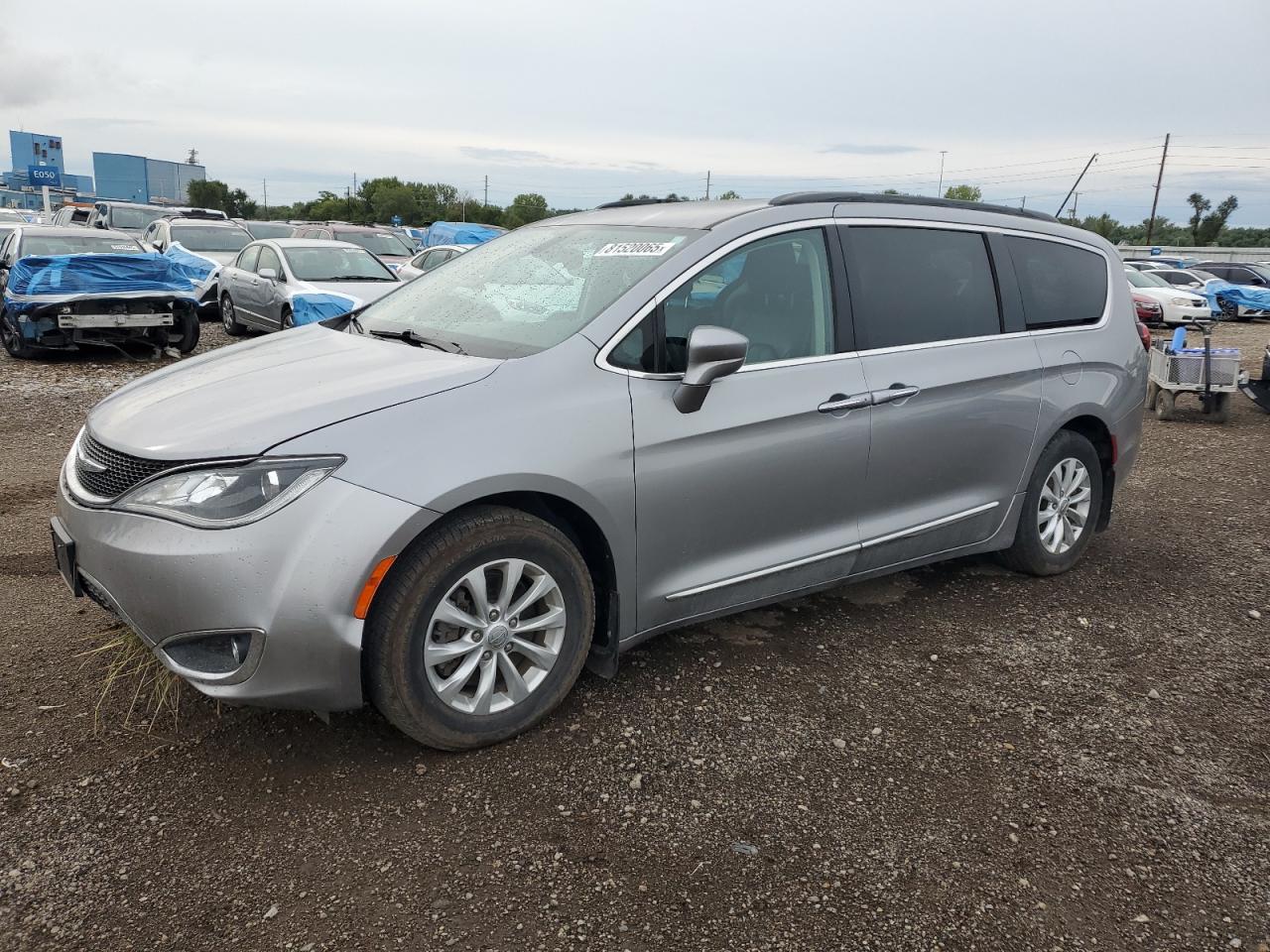 CHRYSLER PACIFICA TOURING L