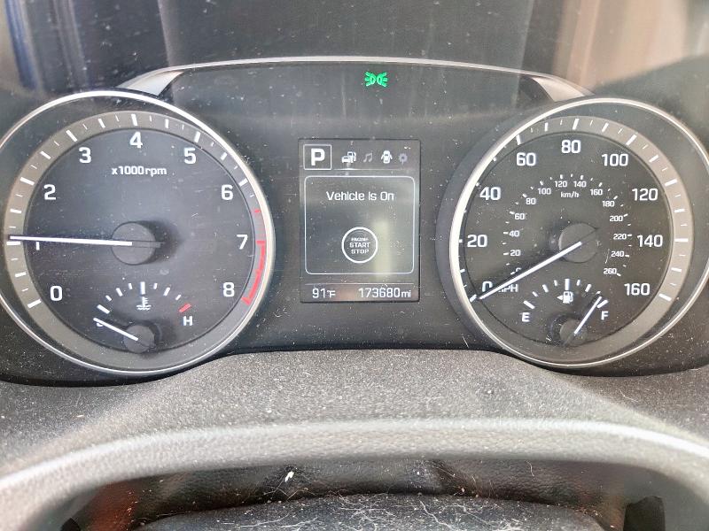 2017 HYUNDAI ELANTRA 5NPD84LF8HH035725