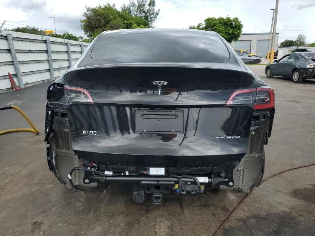 2024 TESLA MODEL Y 7SAYGDEEXRA220836