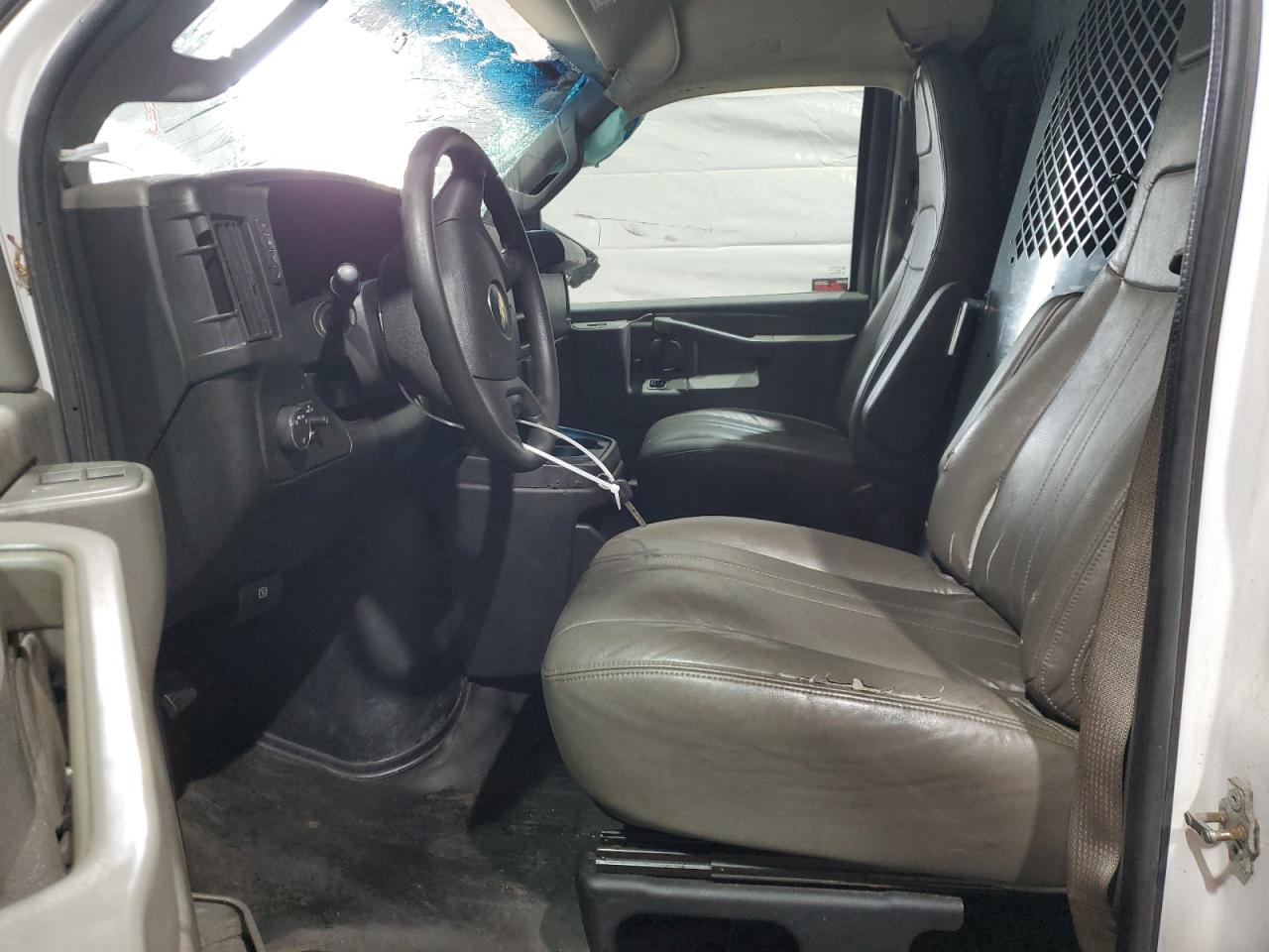 CHEVROLET EXPRESS G2500