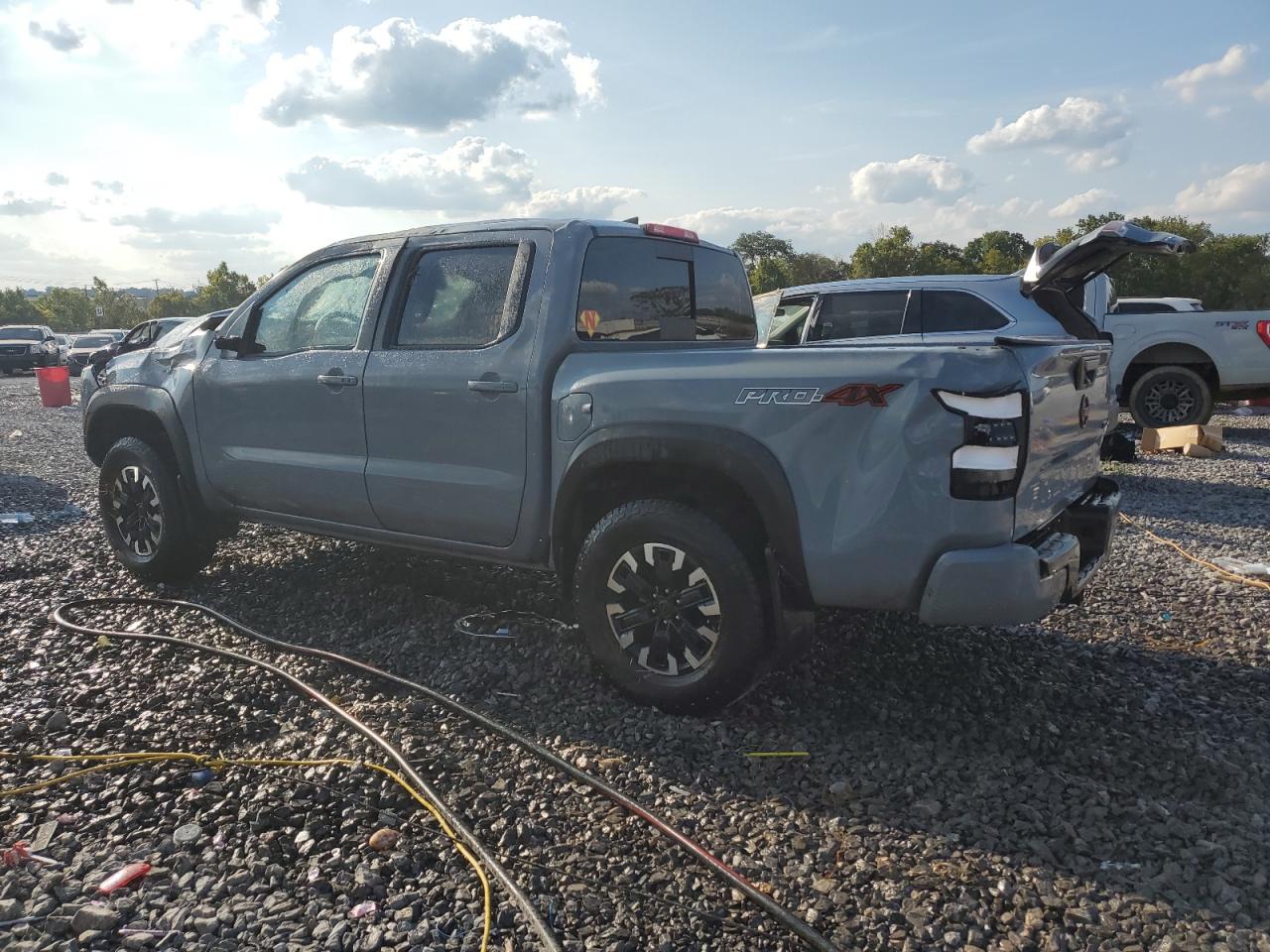 NISSAN FRONTIER S