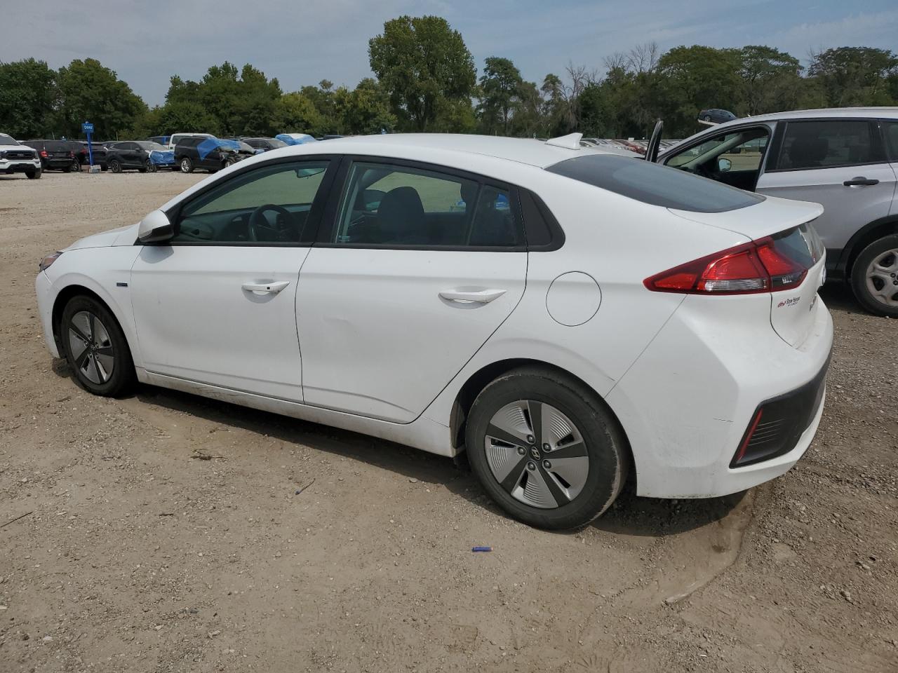 HYUNDAI IONIQ BLUE
