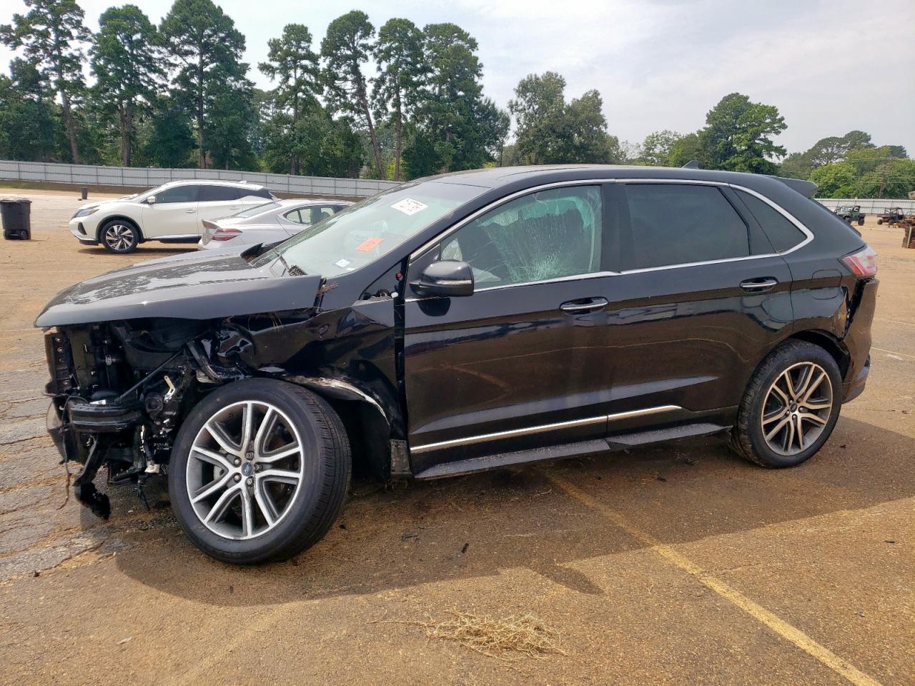 FORD EDGE TITANIUM