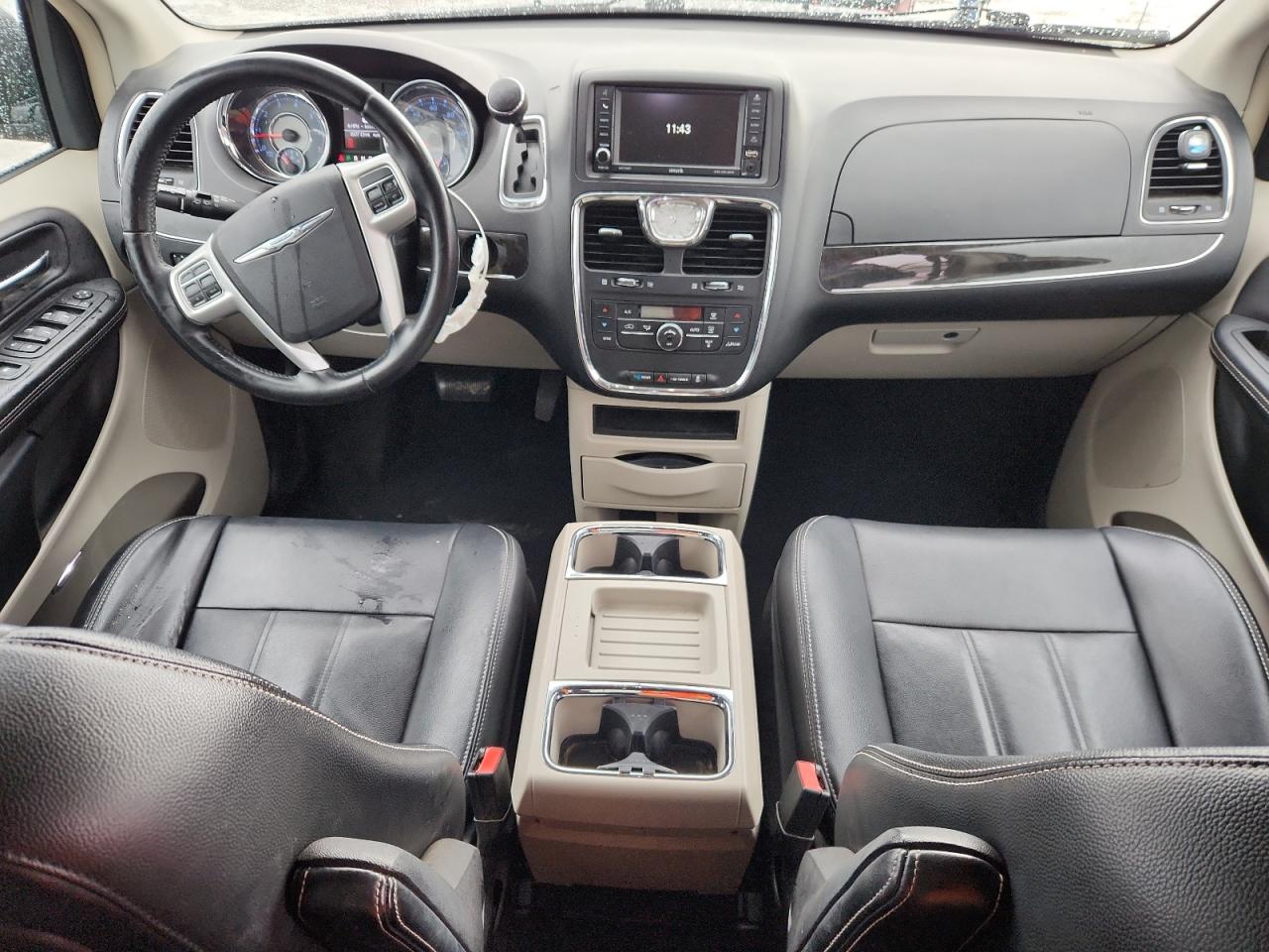 CHRYSLER TOWN & COUNTRY TOURING