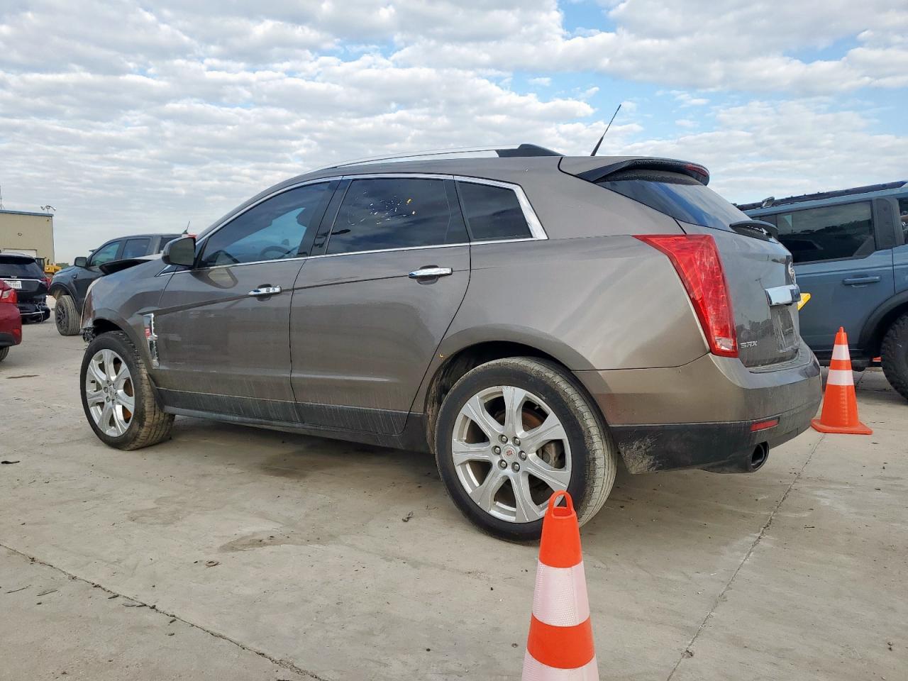 CADILLAC SRX PERFORMANCE COLLECTION