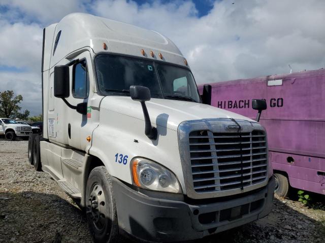 Global Auto Auctions: 2018 FREIGHTLINER CASCADIA 1