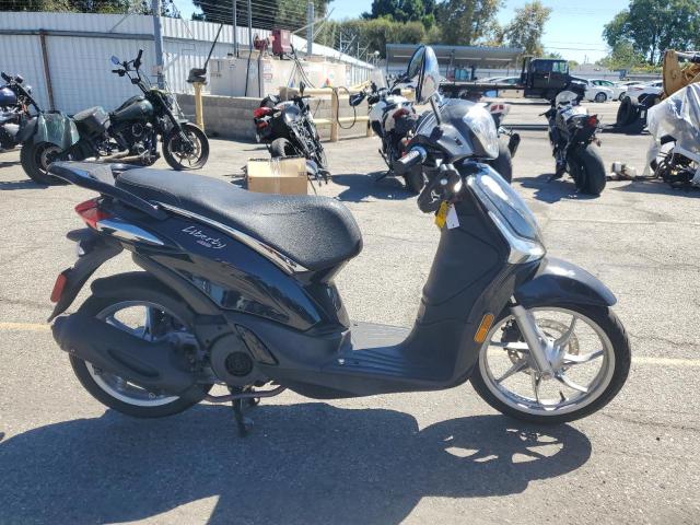 Global Auto Auctions: 2023 PIAGGIO MOTORCYCLE