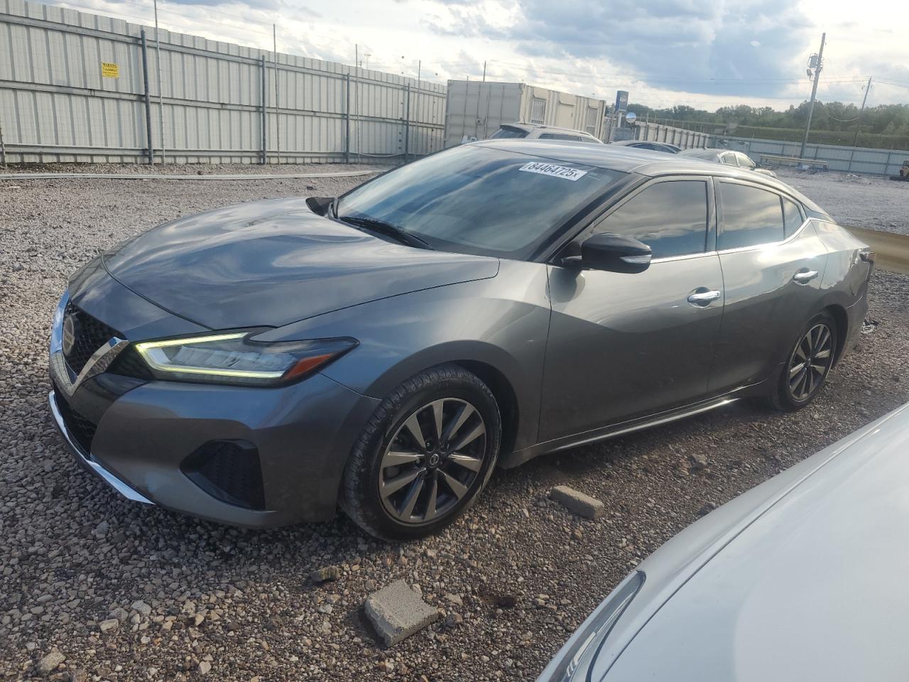 NISSAN MAXIMA SV