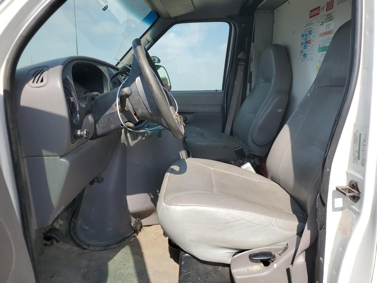 Lot #3239340499 2002 FORD ECONOLINE