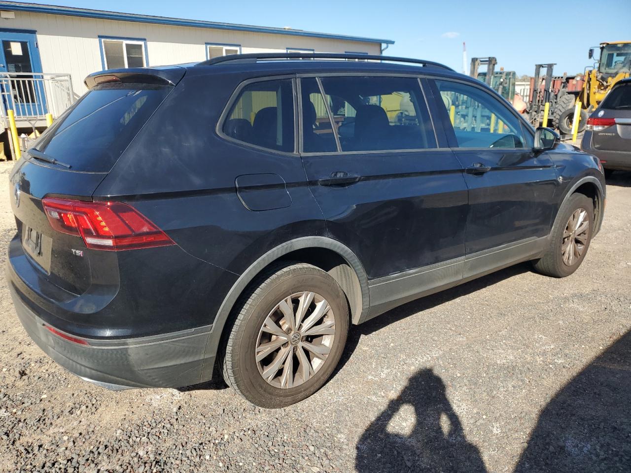 VOLKSWAGEN TIGUAN S