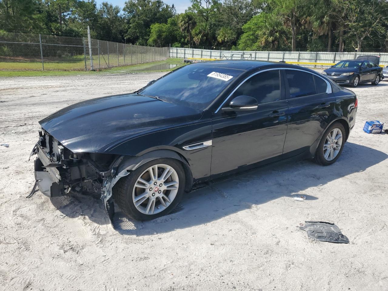 JAGUAR XE PREMIUM