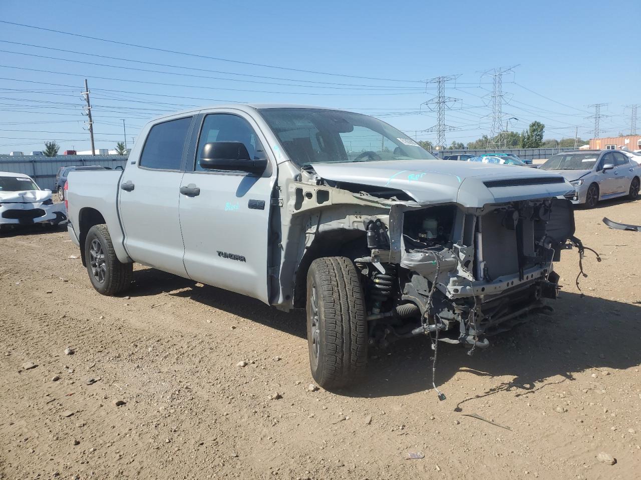 TOYOTA TUNDRA CREWMAX SR5