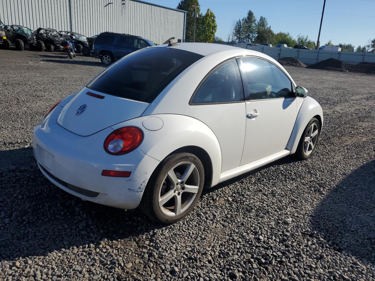 Lot #3269750703 2009 VOLKSWAGEN NEW BEETLE