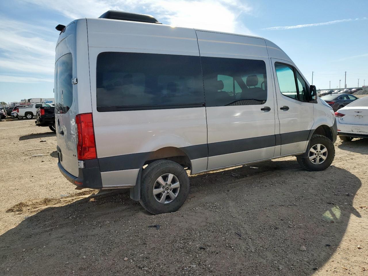 MERCEDES-BENZ SPRINTER 2500/3500