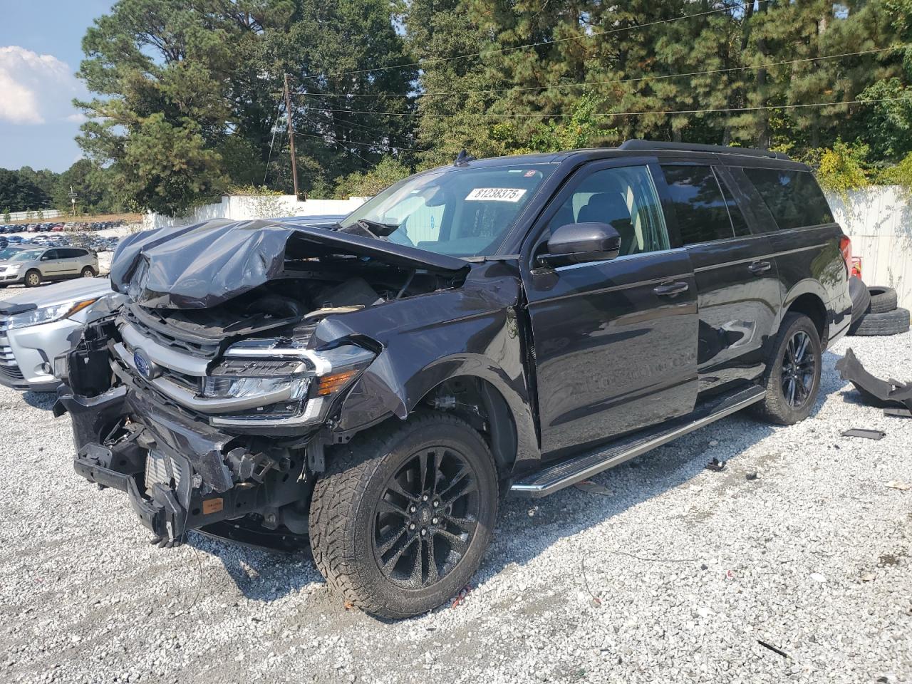  Salvage Ford Expedition