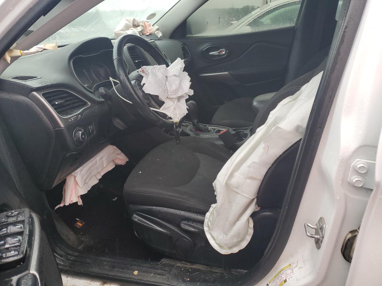 JEEP GRAND CHEROKEE LATITUDE