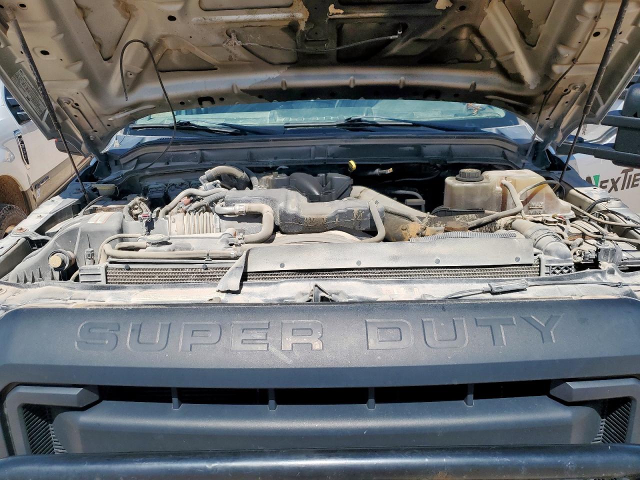 FORD F-550 SUPER DUTY