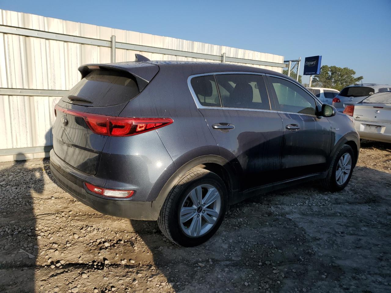 KIA SPORTAGE LX