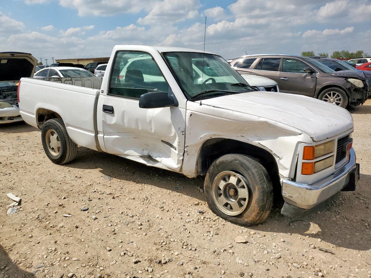 Lot #3318078374 1998 GMC SIERRA C1500