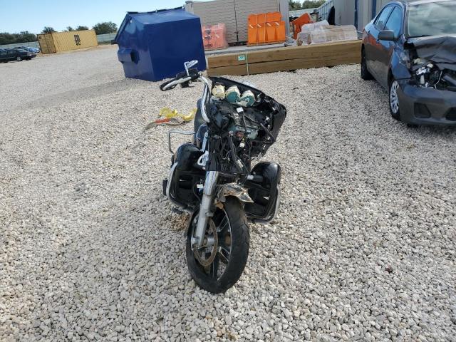 2018 HARLEY-DAVIDSON FLHTCU ULT 1HD1FCC14JB669269