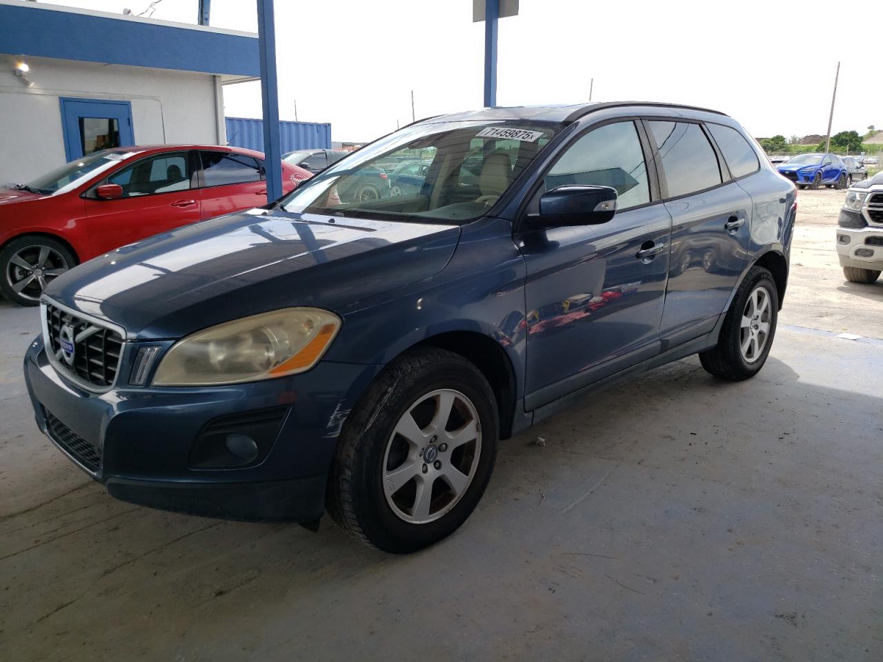 VOLVO XC60 3.2