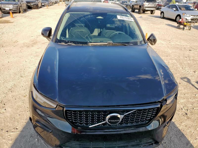 2024 VOLVO XC40 CORE YV4L12UK4R2285656