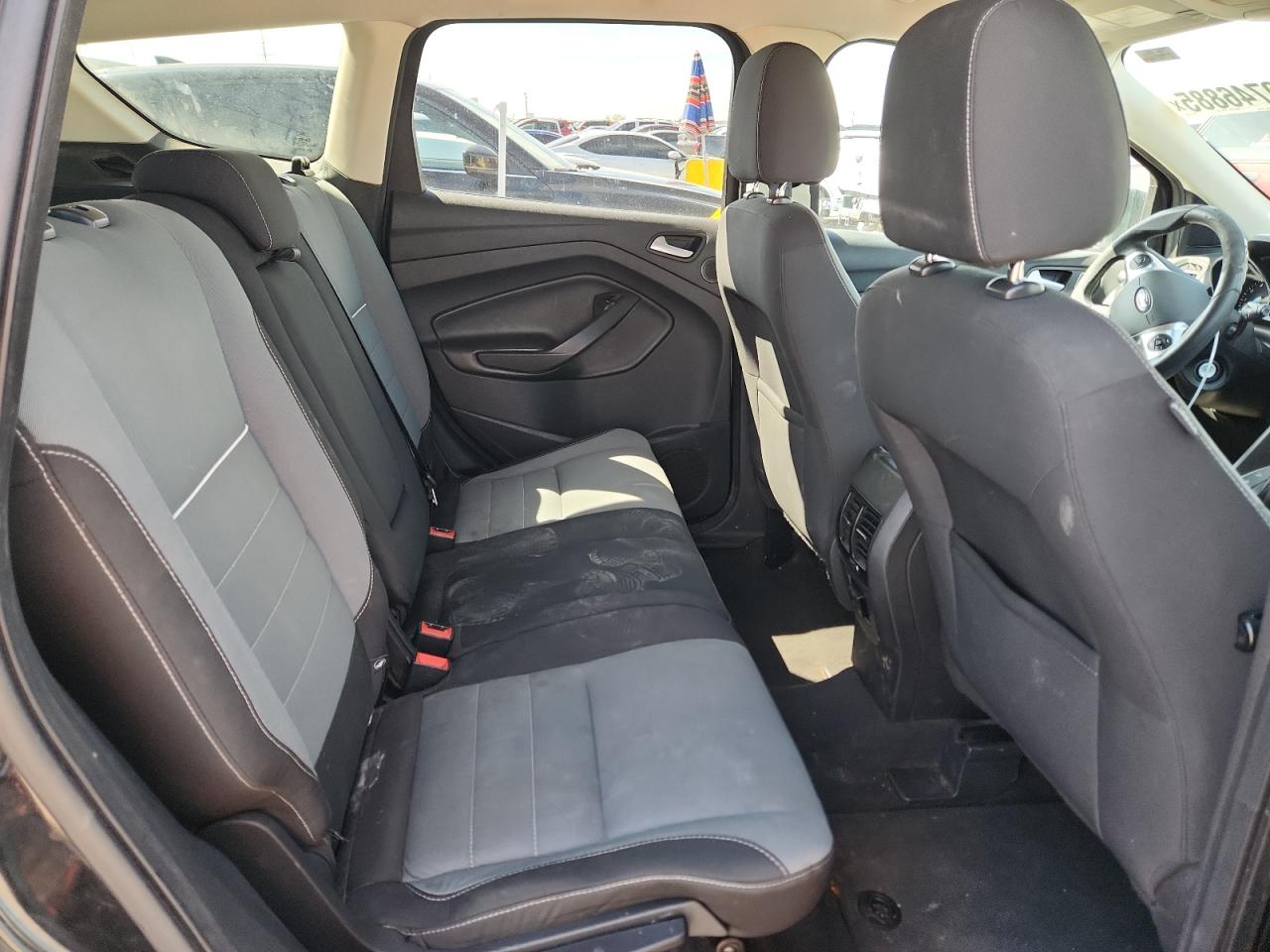 FORD ESCAPE SE