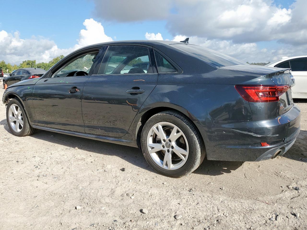 AUDI A4 PREMIUM