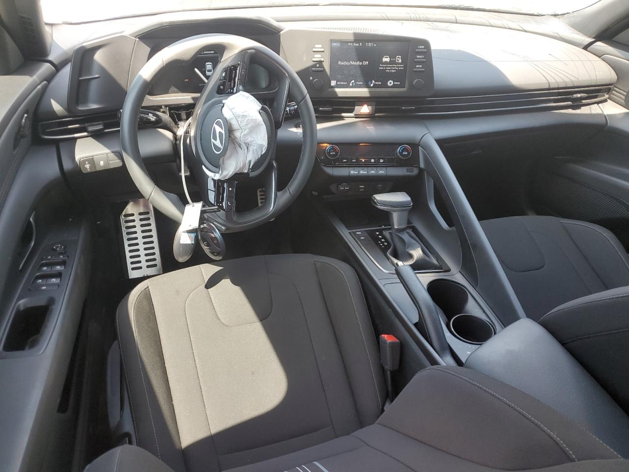 HYUNDAI ELANTRA SEL SPORT