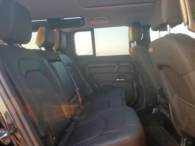 2025 LAND ROVER DEFENDER 1 SALEJ7EU7S2408986