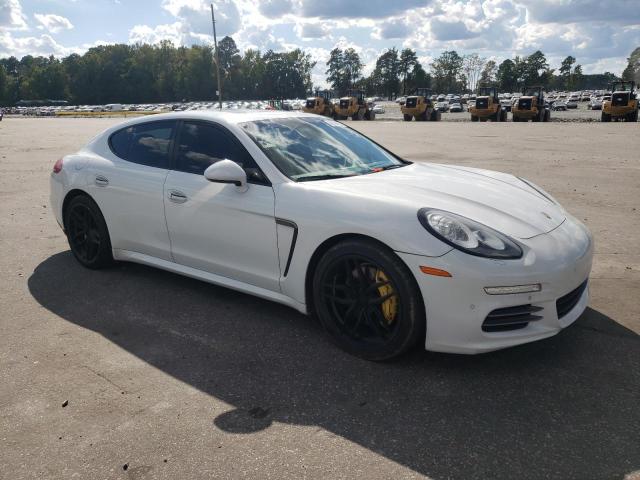 2016 PORSCHE PANAMERA 2 WP0AA2A74GL005669