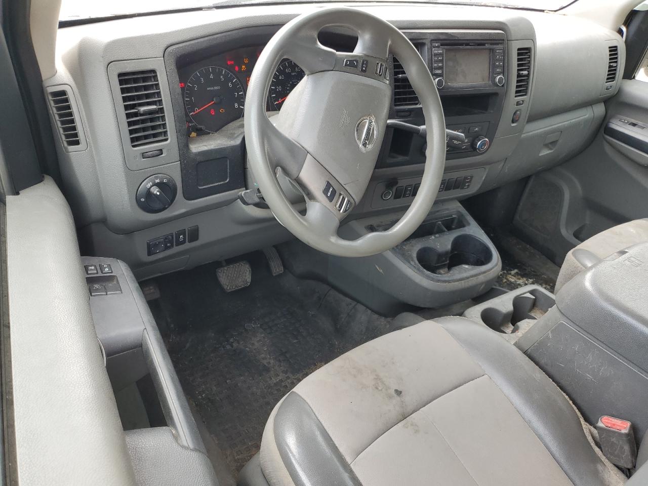 NISSAN NV2500 2500 S