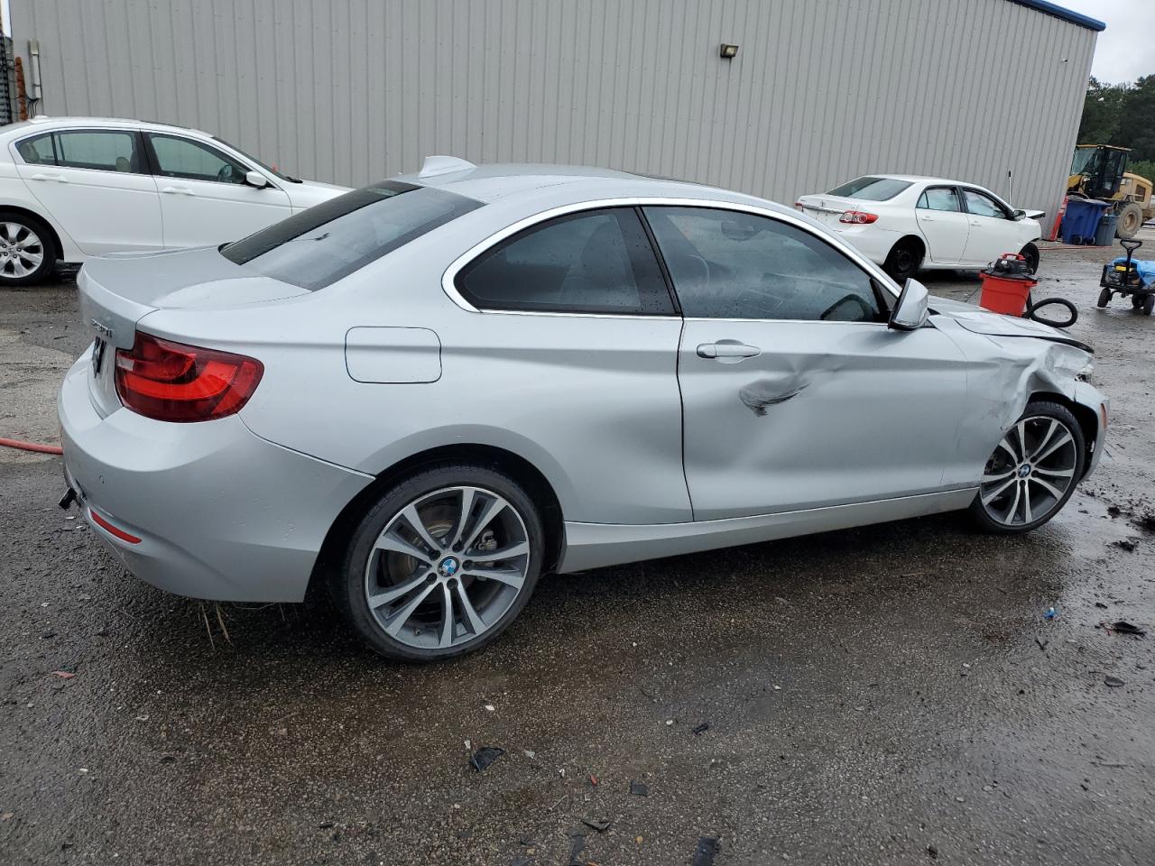 BMW 2 SERIES 230I