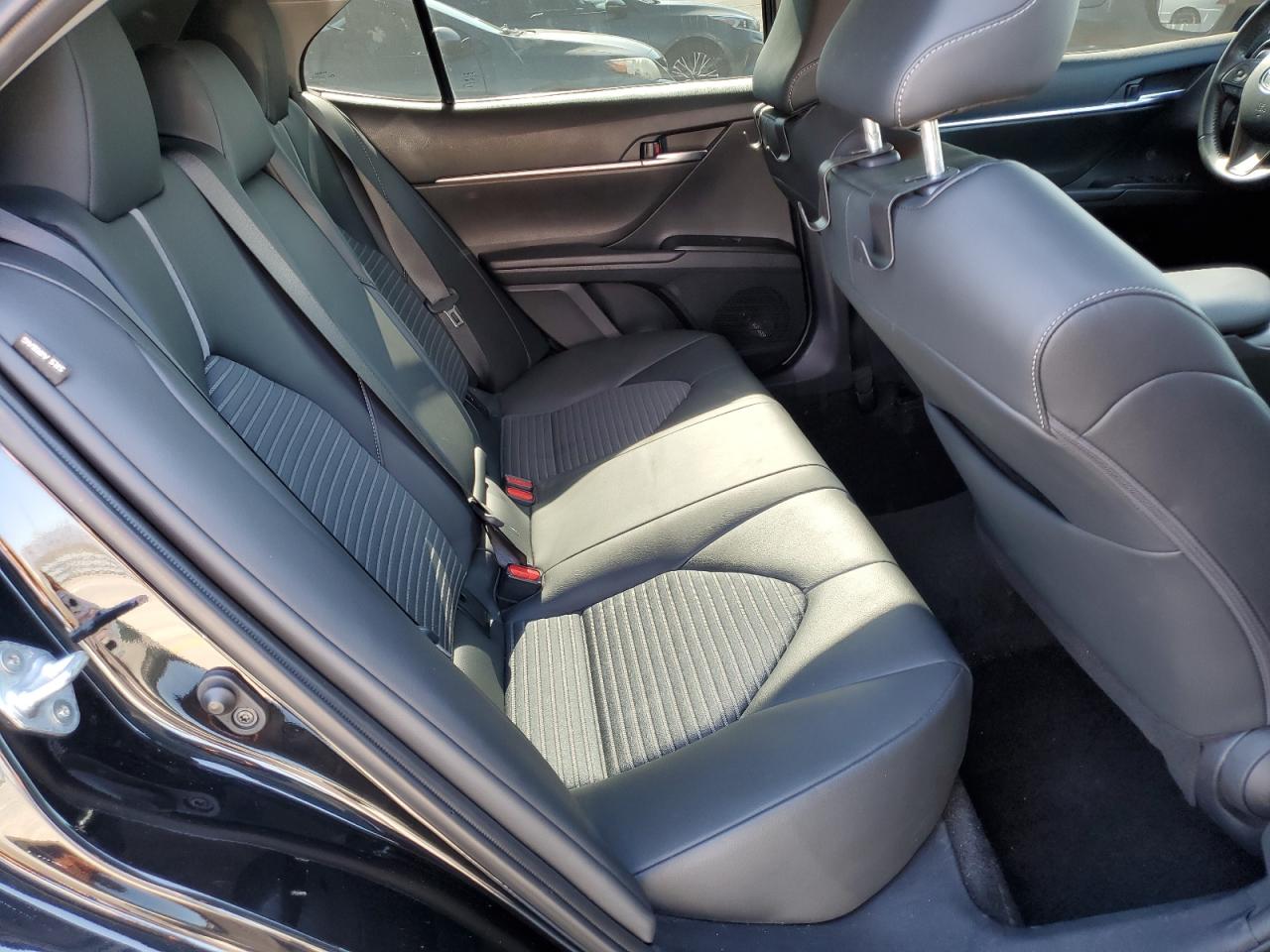 TOYOTA CAMRY SE NIGHT SHADE