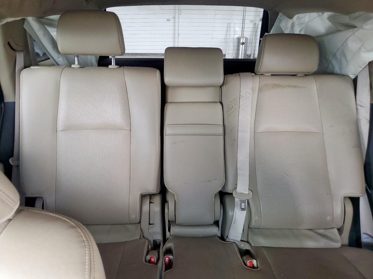 TOYOTA 4RUNNER SR5/SR5 PREMIUM