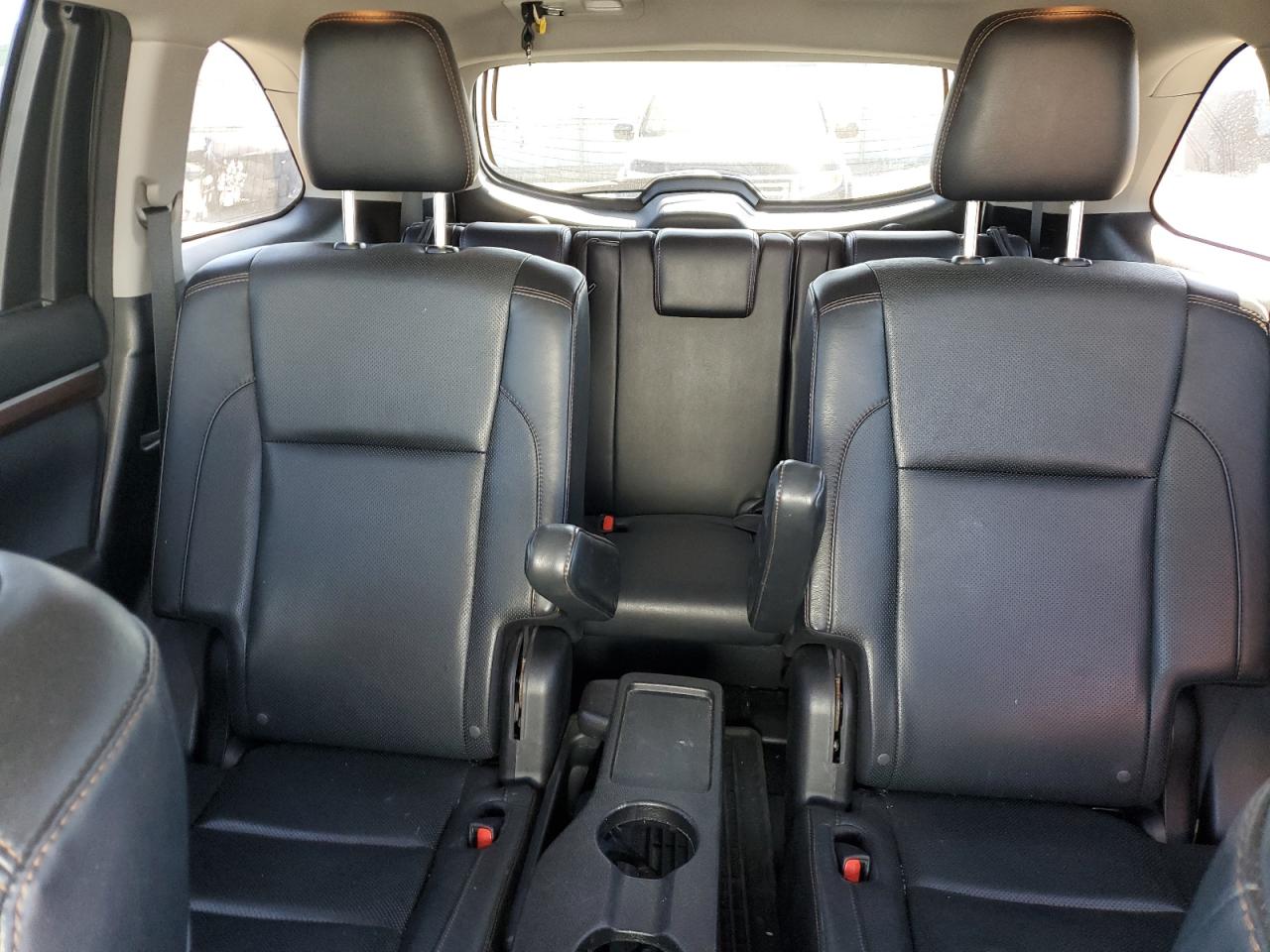 TOYOTA HIGHLANDER LIMITED